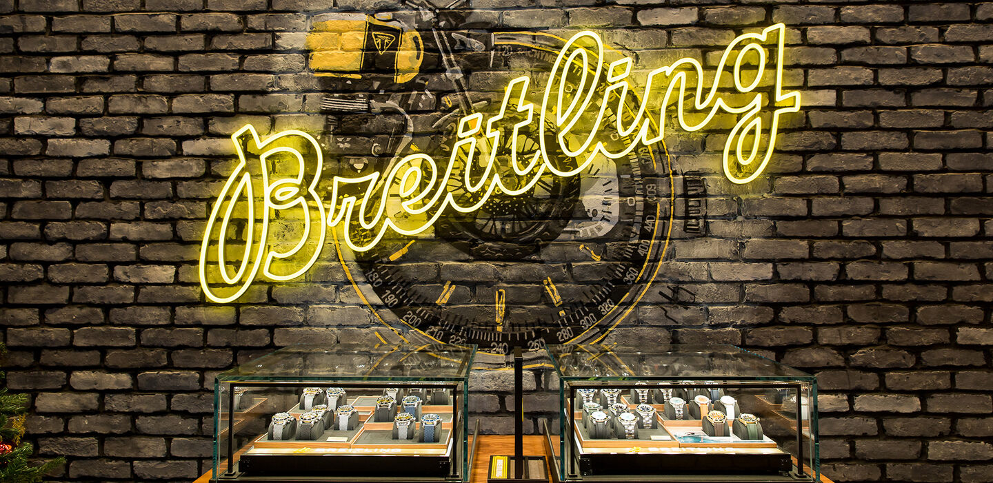 Breitling Boutique in CF Carrefour Laval.
