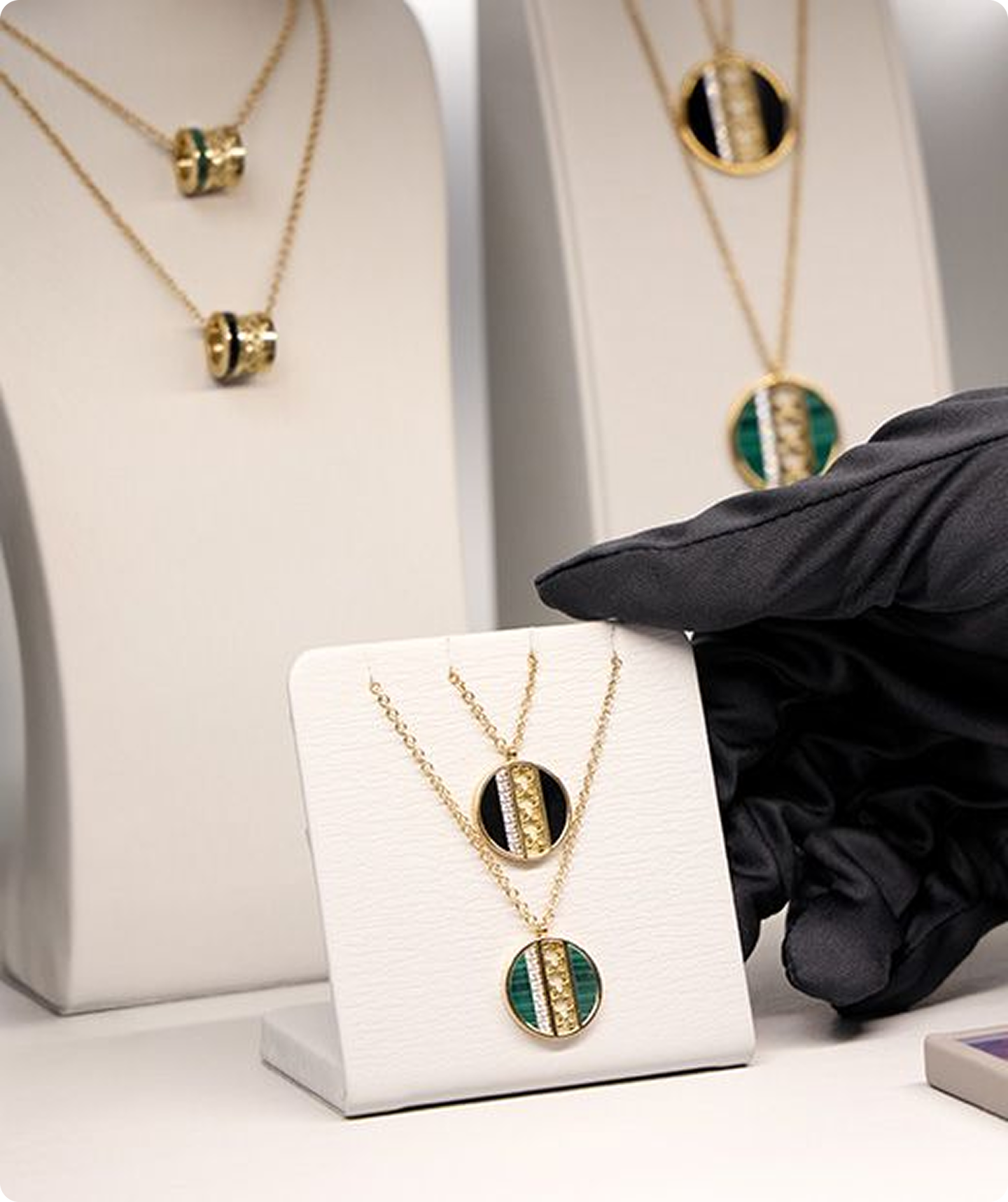 Time Vallee store front