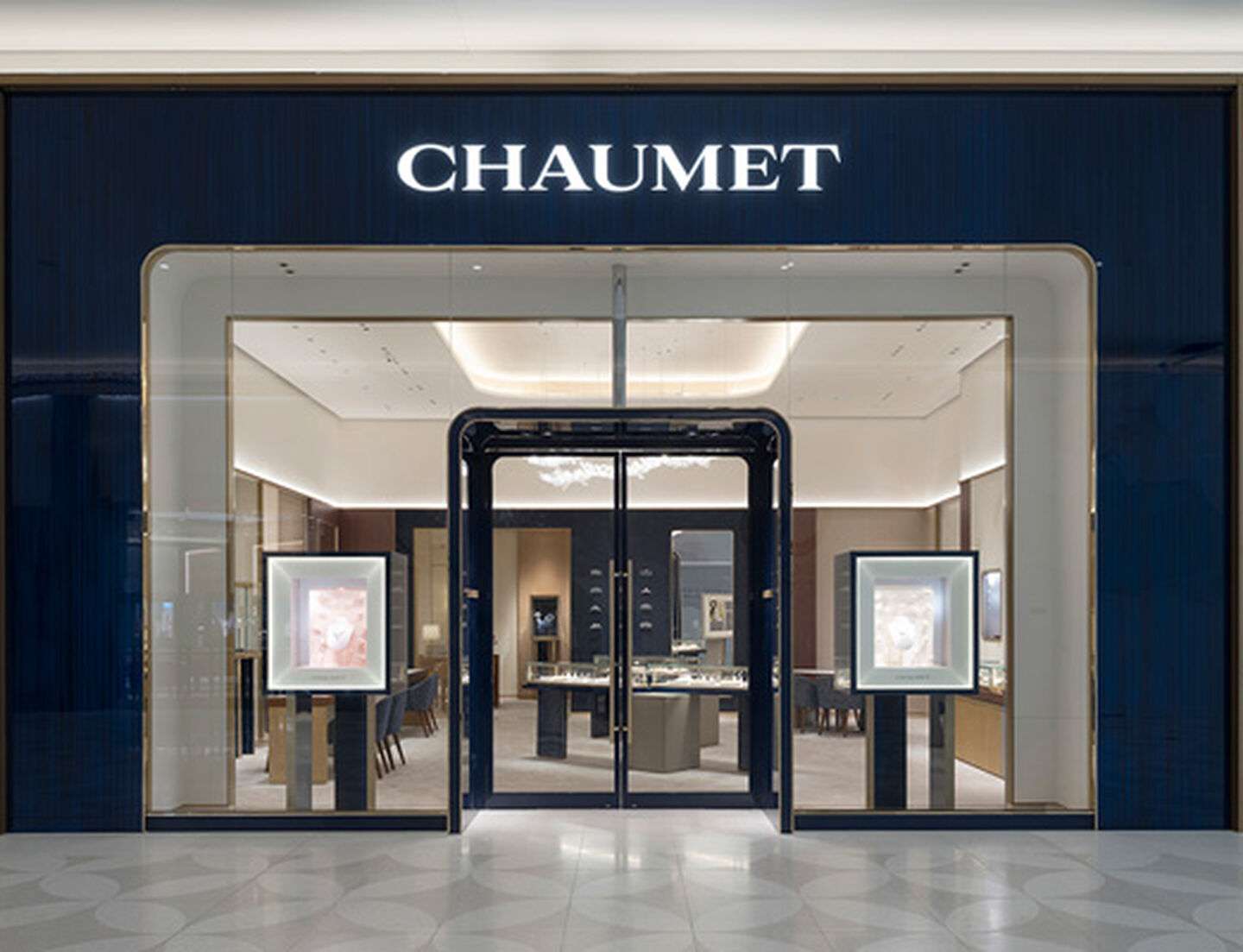 Chaumet boutique in Oakridge Vancouver.